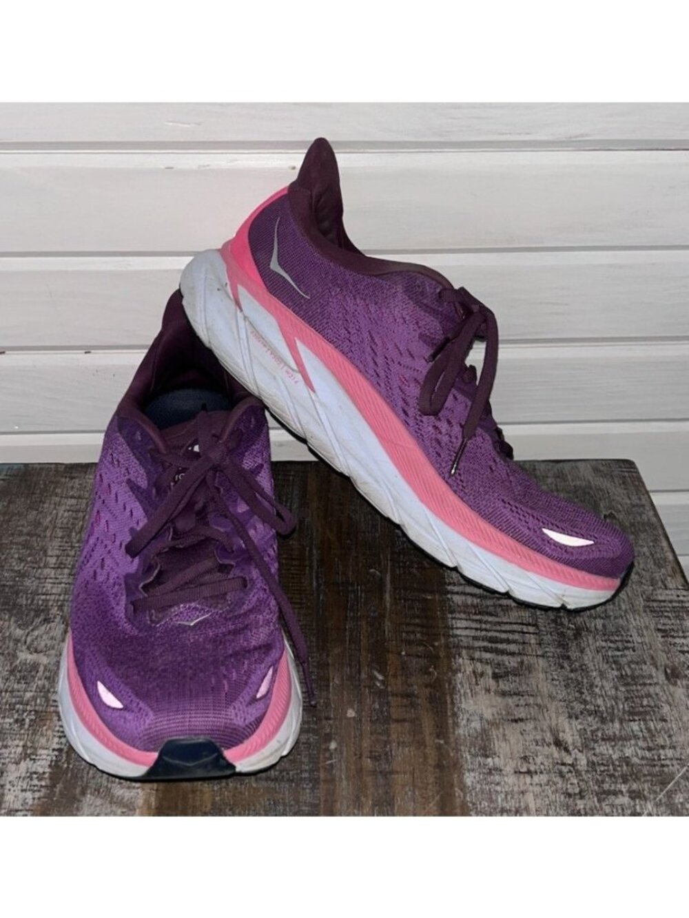 Hoka One One Size 10 Clifton 8 Women’s Running Shoes Purple Pink 1119394 GWBY